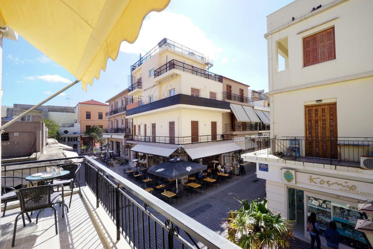 Mare I - Studio In Old Harbor Chania  Exterior photo